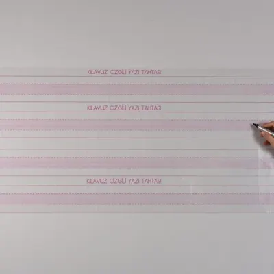 PANDA ELEKTROSTATİK KAĞIT TAHTA 100x56 KLAVUZ ÇİZGİLİ (EVLİ) PAN 784