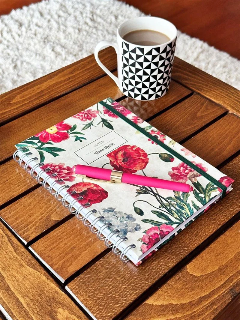 VJ DEFTER SERT KAPAK SPİRALLİ 17x24 Cm. 90 Gr. 96 YP. ÇİZGİLİ 123-0063