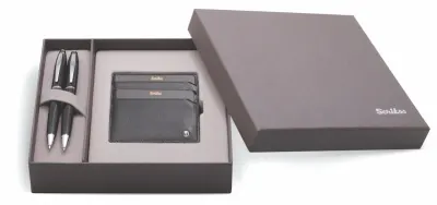 SCRIKSS HEDİYELİK SET DR 209 35 TÜKENMEZ KALEM + VERSATİL KALEM SİYAH + K.KARTLIK COMFORT SİYAH