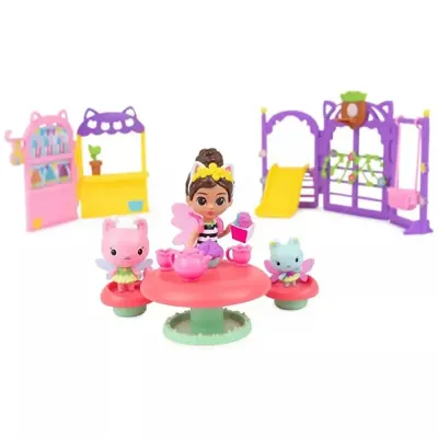 Gabbys Dollhouse Kitty Peri Bahçe Partisi Oyun Seti